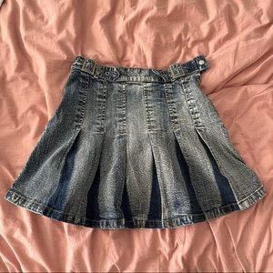 VINTAGE Y2K BELTED DENIM PLEATED SKIRT